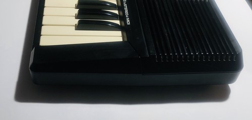 Kawai WK-50 61 tasti PCM MIDI Synth tastiera musicale elettronica senza adattatore AC - Foto 2 di 10