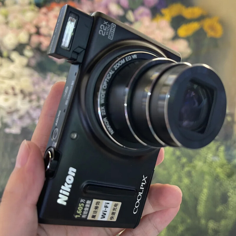Nikon COOLPIX S9600 Black 16.0MP 22x Optical Zoom Compact