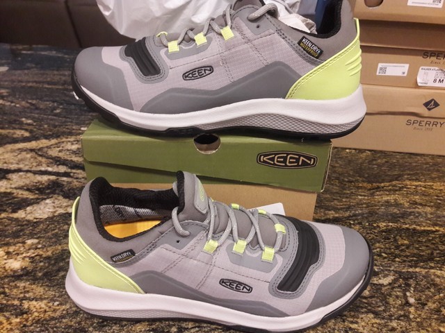 Lightweight Waterproof Hiking Shoe 