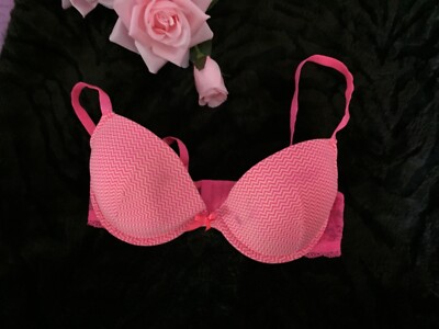 Label teared great quality Bra size it3c us 34c eu 75c padded ...