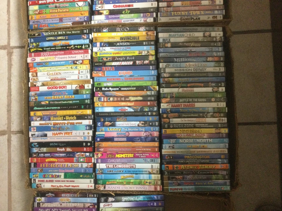 KIDS / FAMILY - YOU PICK / CHOOSE DVD LOT #2 - $1.79+ SHIPPING COMBINED - DISNEY Foto 3 de 4