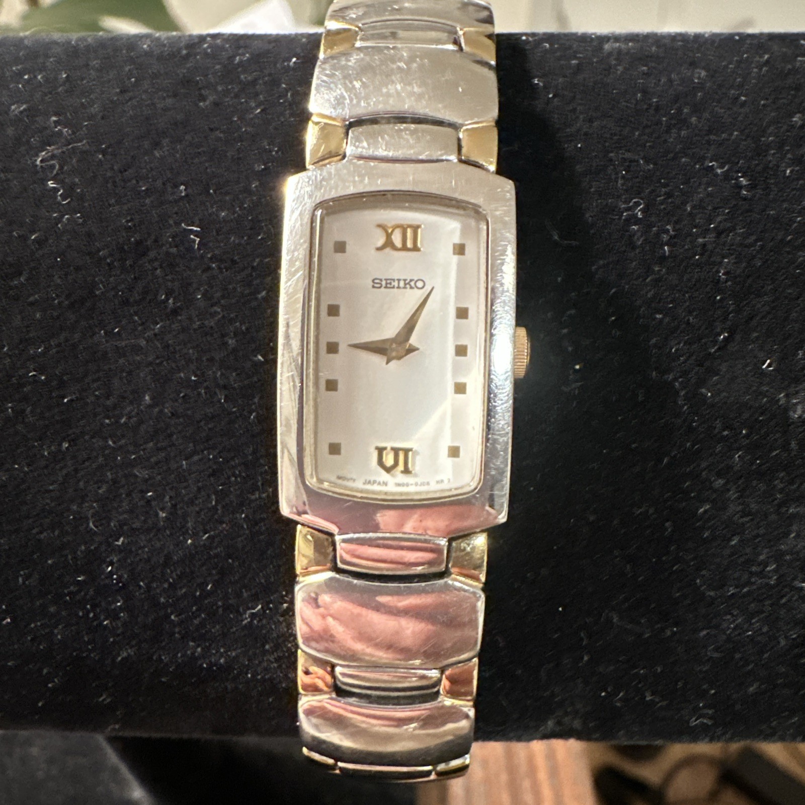 Seiko Two-Tone Rectangular Quartz Watch Unisex En… - image 2