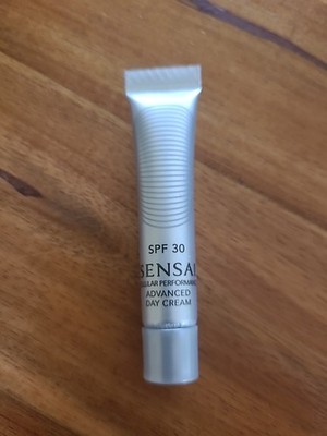 SENSAI Cellular Performance Basis Advanced Day Cream SPF 30 1  X 4,6  ml NEU&OVP