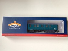 Bachmann OO Gauge 39-182C Mk1 NCV (ex-BG) in BR Blue (Newspapers) livery