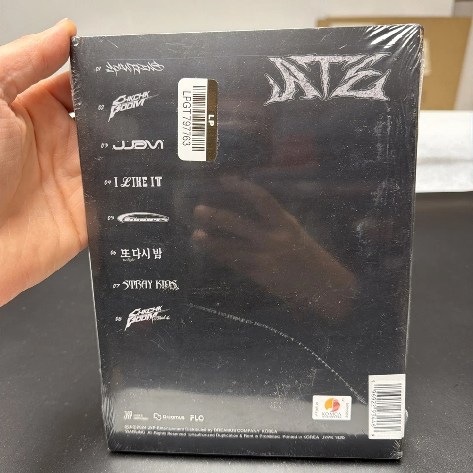 Stray Kids - Ate~CD~Photobook~Poster~Band Cards~Stickers~2024 New As Pictured Foto 2 de 2