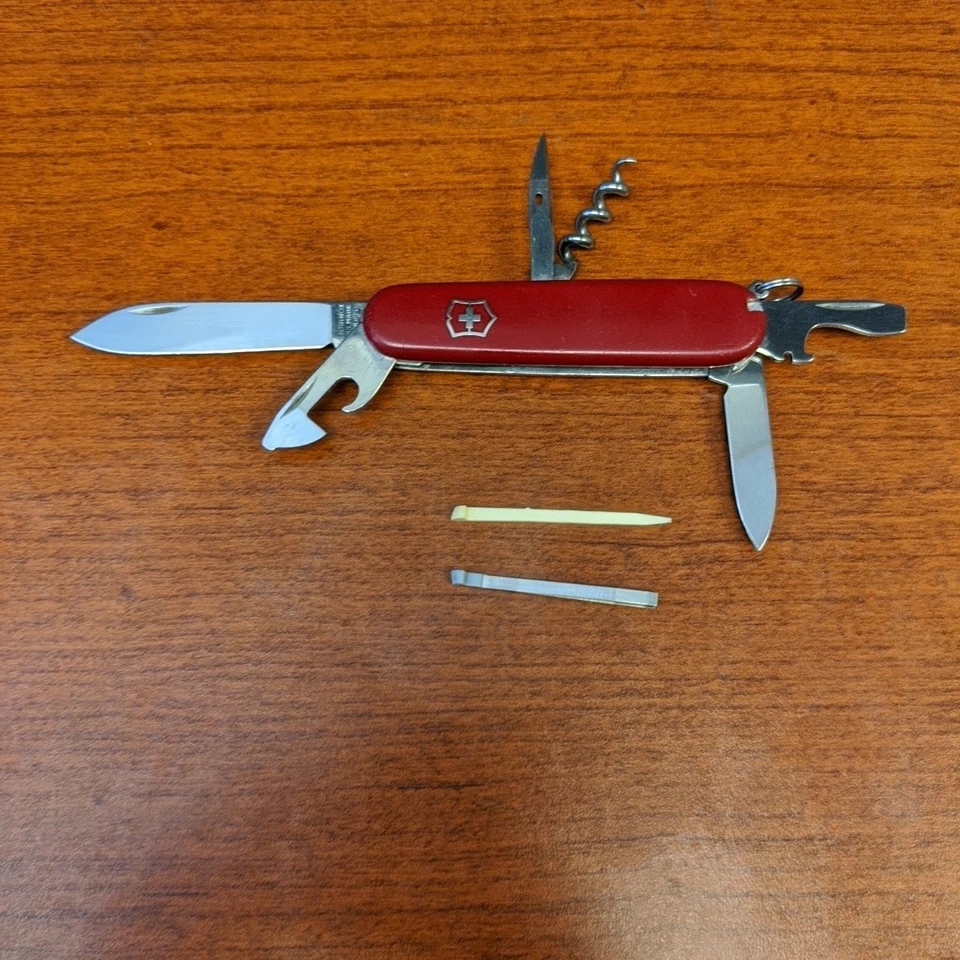 NAVAJA SUIZA PLEGABLE MULTIHERRAMIENTA ROJA VICTORINOX TINKER c. 2012 12 en 1 Foto 2 de 4