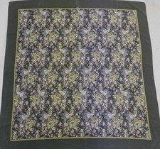 Vintage 100 Silk Soie Silk Scarf Foulard 84cm x 88cm Multicolor Women 1002 