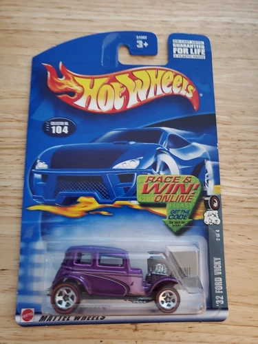 2002 Hot Wheels '32 Ford Vicky 5 Window Coupe Redline Hot Rod Metal Base