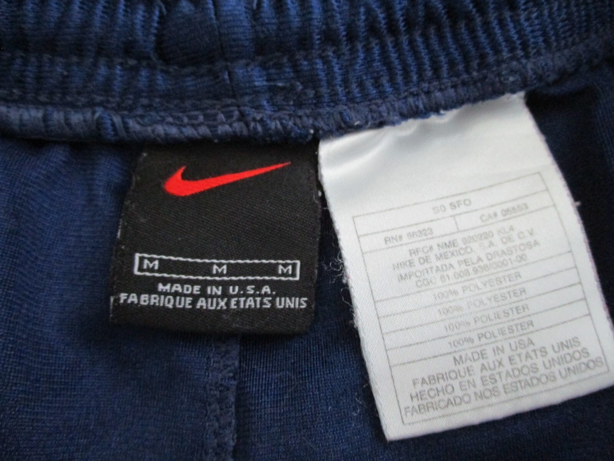 うさ Vintage Nike Shorts Mens Small W26-31xL8 Blue Nylon Silky Logo