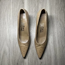 Salvatore Ferragamo Womens Snake Skin Pointed Toes Low Heels US 5.5 B