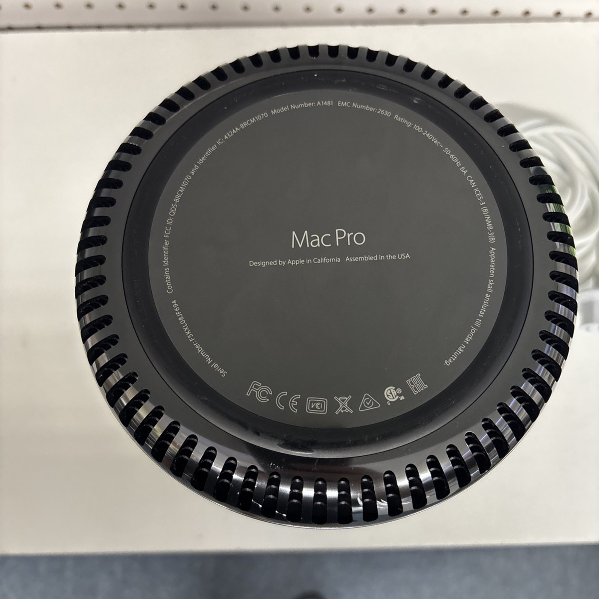 Apple Mac Pro A1481 (2013) 6 Core E5-2697 V2 3.50GHz | 32GB