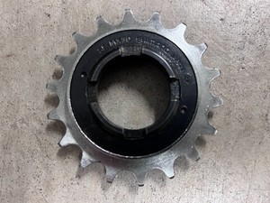 Shimano SF-MX30 Single Freewheel 18T (18 Tooth) Silver Chrome Mint Condition