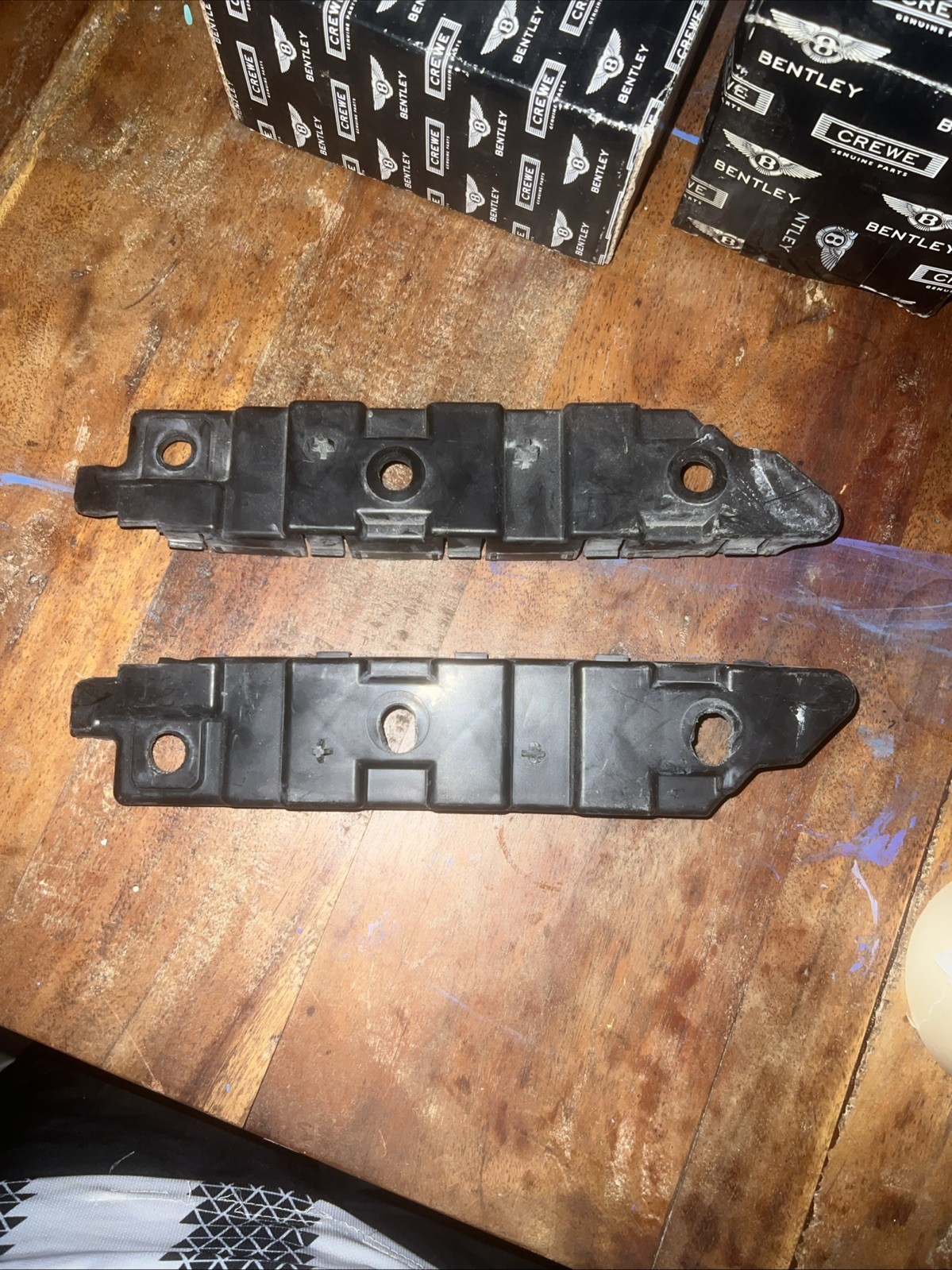 Bentley Continental GT 2003-2012 FRONT Bumper bracket