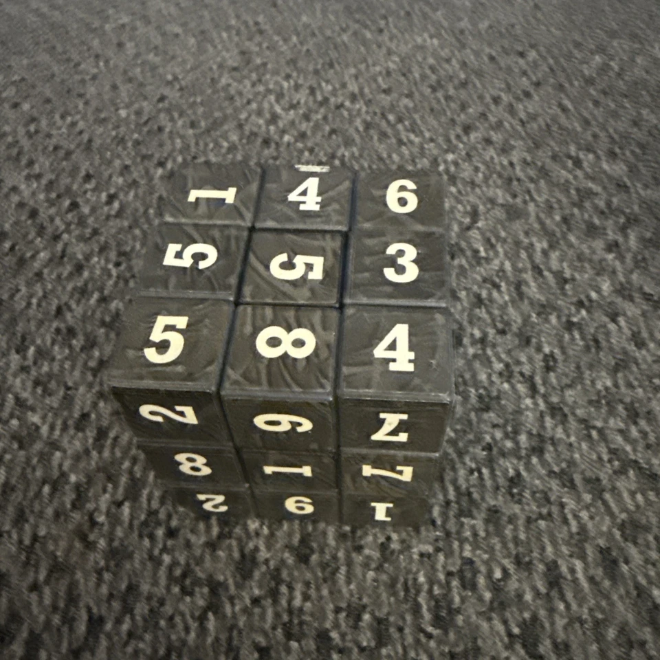 Лот из 2 - кубик Рубика и куб головоломка "Судоку" издание. Логическая игра б/у в отличном состоянии - Изображение 2 из 3