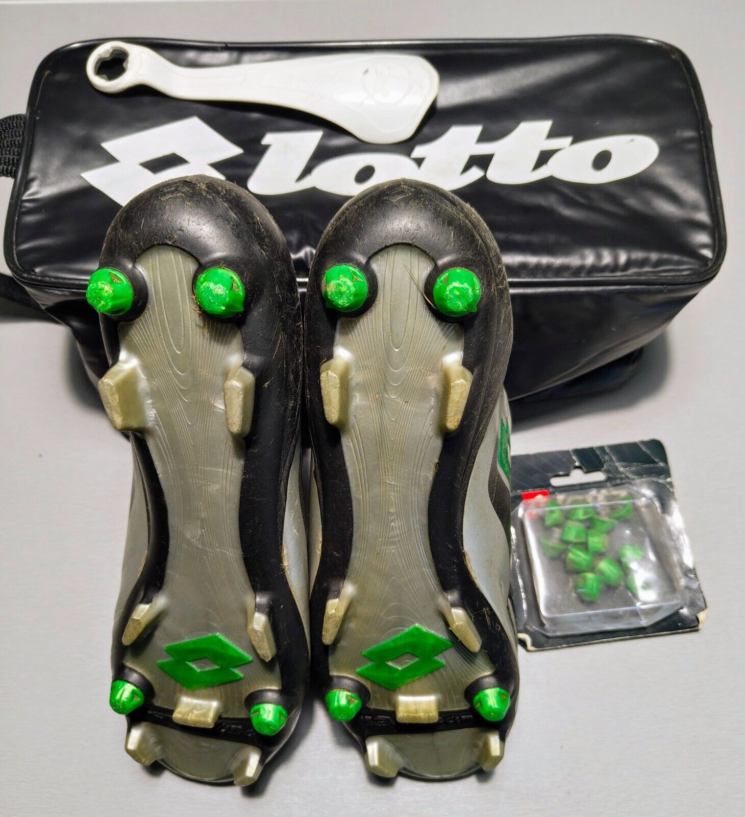 Lotto Zhero Gravity FG 2T Argento Nero UK 9 Collezionisti