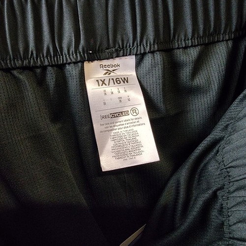 Reebok Plus Size ID Train Woven Shorts Women's 1X/16W Night Black/White Pull On - Picture 9 of 15