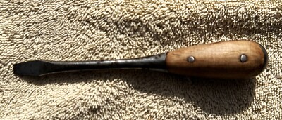 VINTAGE PERFECT TYPE 7 INCH H+M STRAIGHTLINE SCREWDRIVER, GERMANY