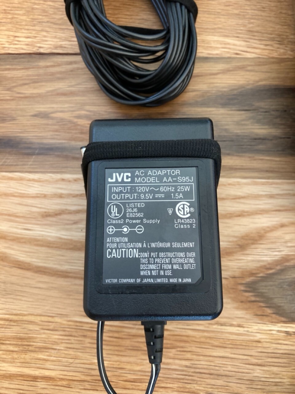 JVC X'Eye Console Genesis/CD + 2 Controllers + Cables + 2 Games