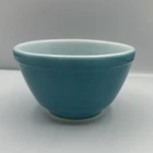 Vintage Retro PYREX Blue 401 1 1/2 Pint Glass Mixing Bowl Made in USA