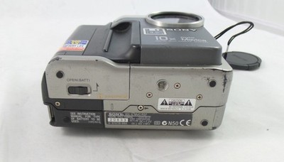 Sony Mavica MVC-FD7 Floppy Disk Digital camera - 10x Zoom