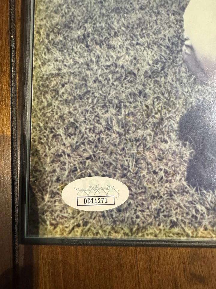 Autographed Signed Johnny Bench Cincinnati Reds 8x10 HOF Photo JSA Authentic COA - Image 2 of 2