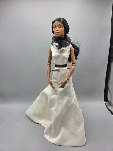 Madame Alexander Going Platinum Paris Doll Jason Wu 2010 Limited Edition /150