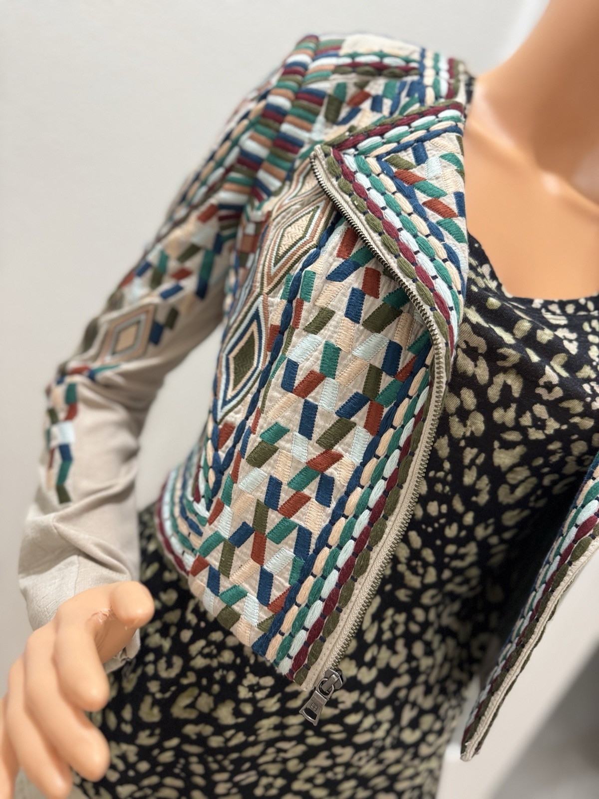 Bcbgmaxazria Runway Garret Embroidered Jacket Very Rare Size XXS image 8