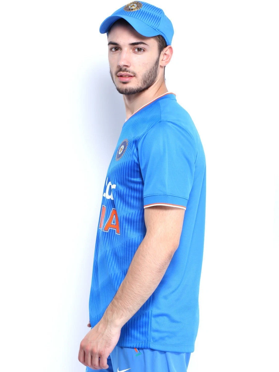 Nike white hotsell cricket t shirt