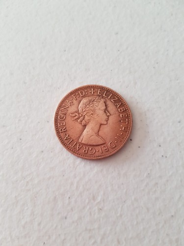 Coin - 1958 Australian Penny Genuine Circulated Queen Elizabeth II KG Polished - Imagen 2 de 4