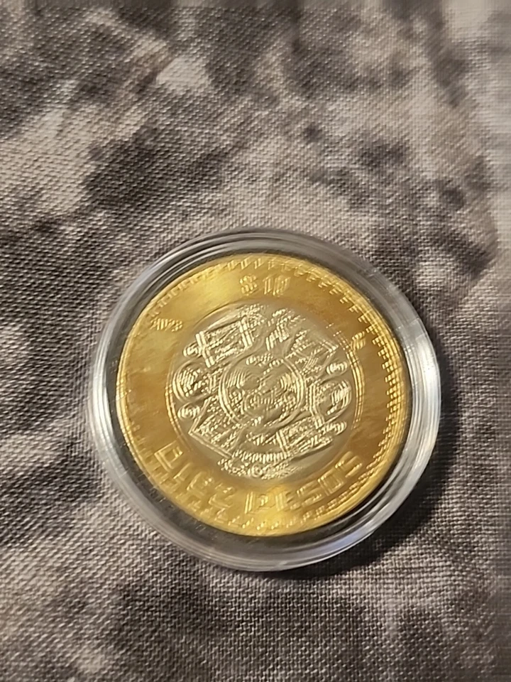 10 pesos coin 2024 Mexico, acrylic case included. Monedas de 10 pesos BRILLANTES - Image 4 of 4