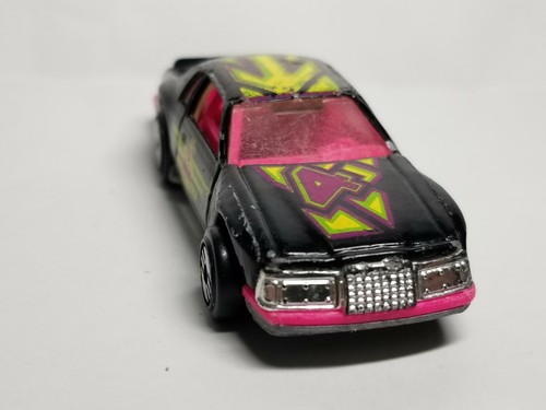 Vintage Hot Wheels 1993 '81 THUNDER BURNER -Black Pink Die-cast Toy #4 UH Wheels - Picture 3 of 9