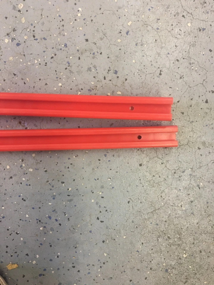 Garland Mfg Co Slide Runner vermelho 44-11292 - Imagem 2 de 4