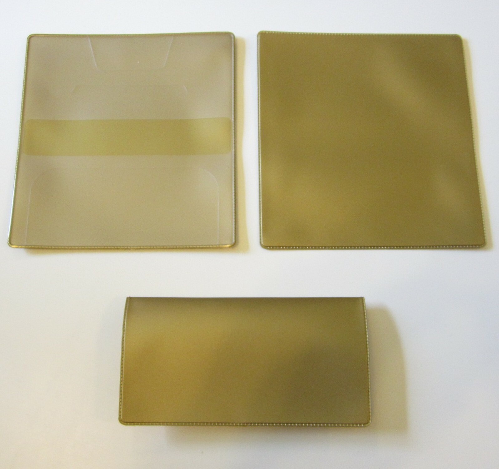 как выглядит 1 NEW GOLD VINYL CHECK BOOK COVER 12 NEW CHECKBOOK TRANSACTION REGISTERS фото