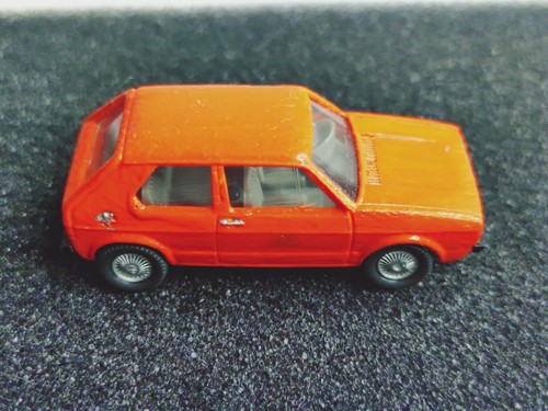 WIKING HO Volkswagen Golf Repeinte 1/87 1:87 - Foto 6 di 10