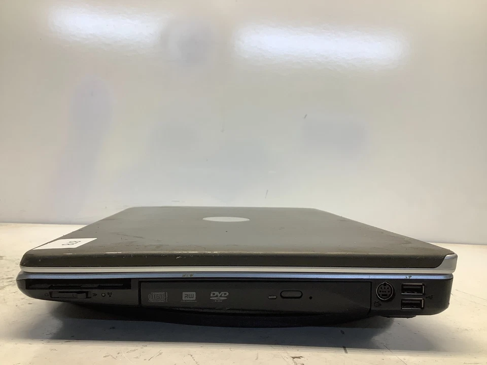 Dell Inspiron 1525 Intel Core 2 Duo 06FD 2 GHz 2 GB SIN DISCO DURO Foto 4 de 4