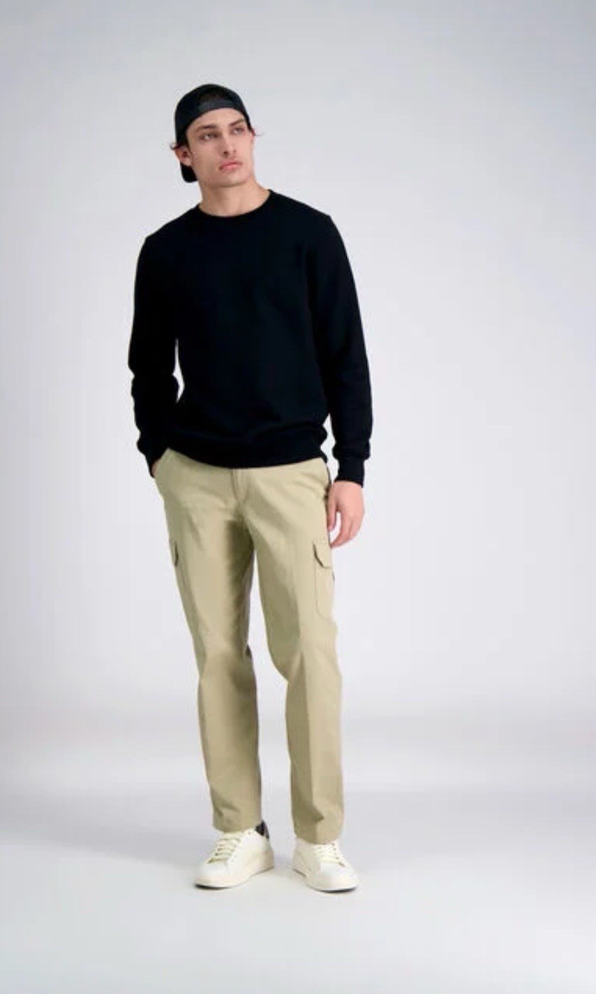 Haggar Clothing Classic Fit Stretch Comfort Cargo Khaki- SIZE 38W X 34L