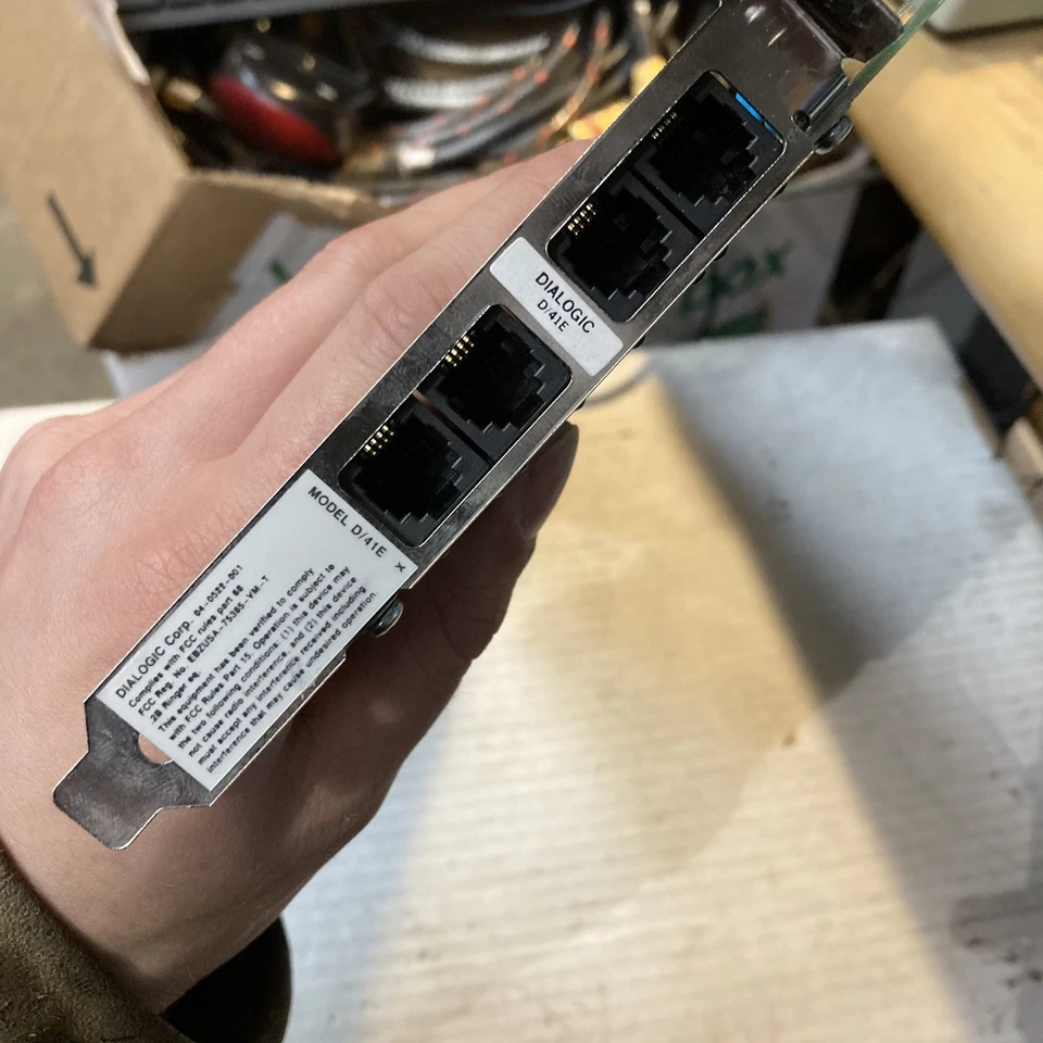 Dialogic D/41E 96-0074-055 4 port Voice Interface Card SN: 85-0134-030 - Image 3 of 4