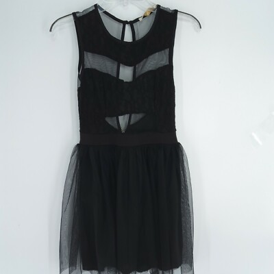 MALLOY FIT AND FLARE CUT OUT DRESS MEDIUM | eBay