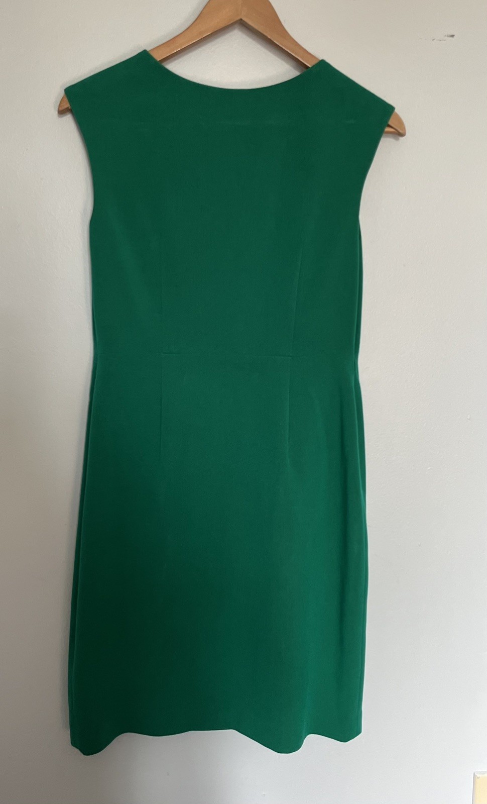 The Limited Women's Sleeveless Size 8 Green Emerald Sheath Dress Knee Length