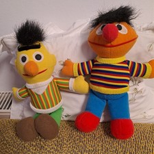 ernie und bert figuren aus der sesamstr, von 1995