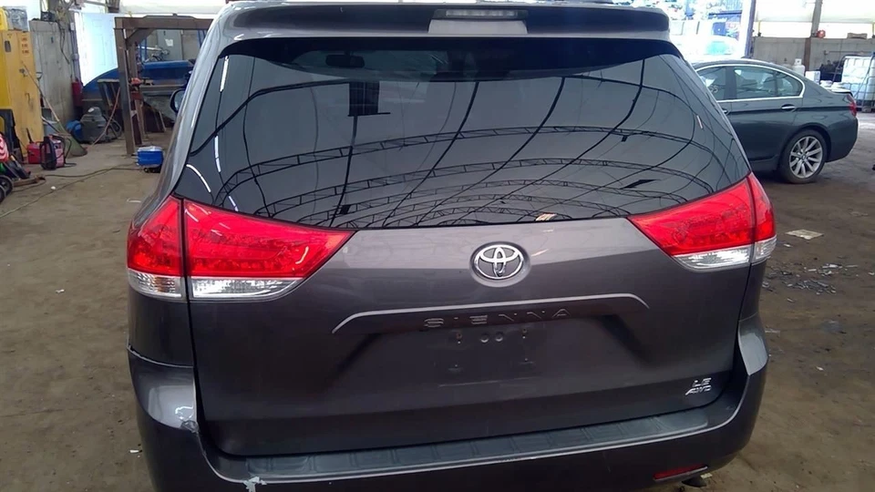 Cilindro maestro de freno compatible con 10-22 LEXUS RX350 6731351 Foto 2 de 4