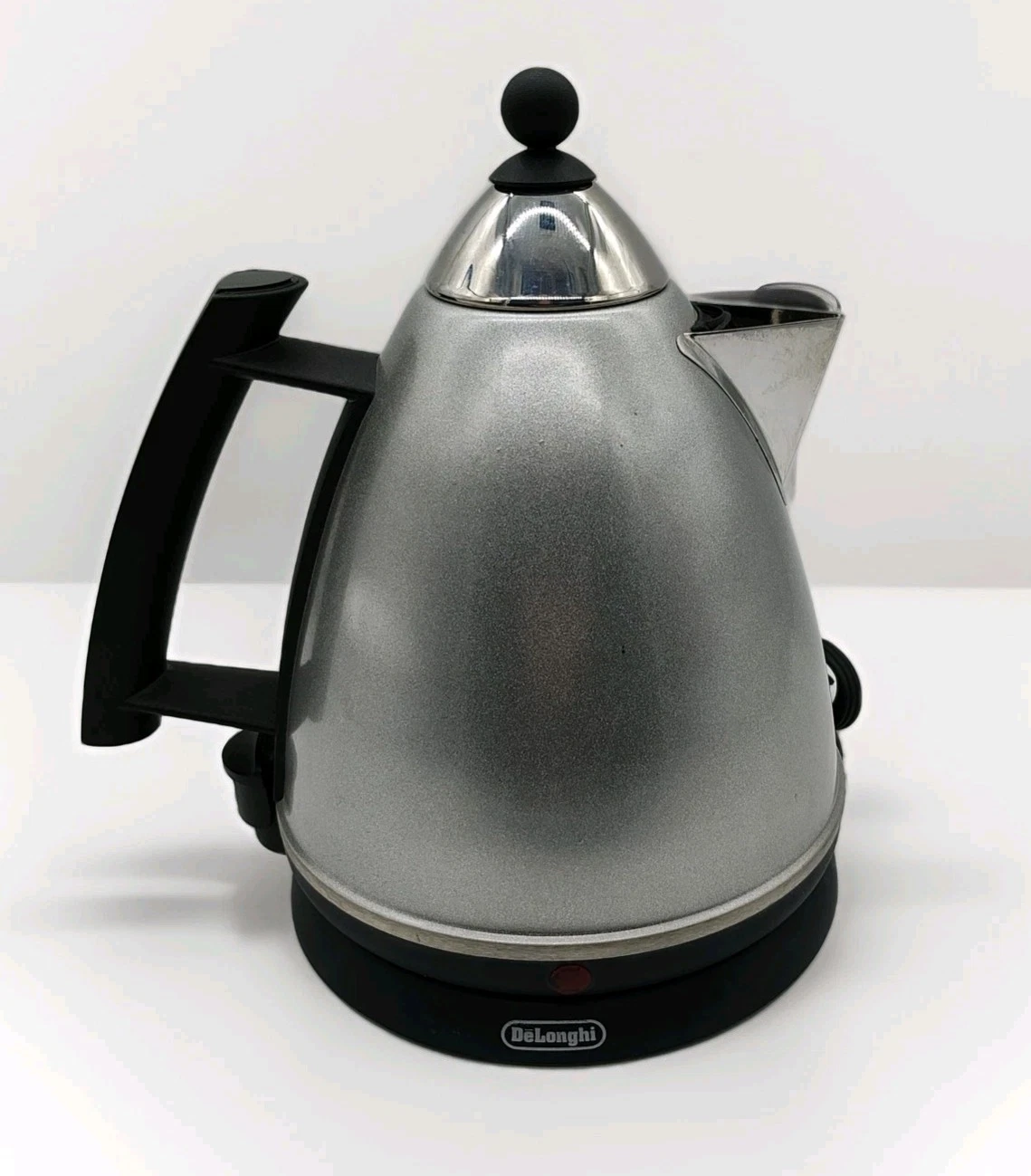 Delonghi Electric Kettle DK-100 Vintage Collection 1.7L Silver Treviso-Italy