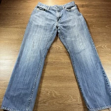 Gap Easy Fit Jeans Men’s 32x30 Blue Denim Straight Leg Distressed Hem Med Wash