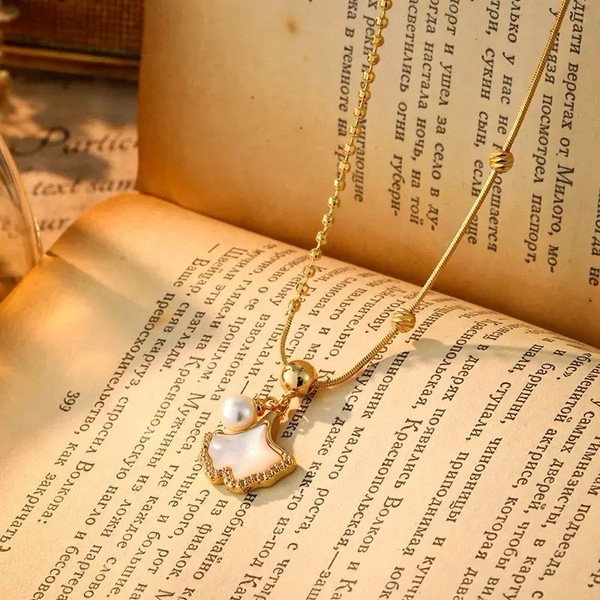 Alternate view of Gold Plated Ginkgo Shell Pendant Necklace Pearl Adjustable Chain Jewelry Gift