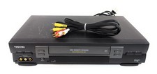 TOSHIBA VCR W-605 VHS Video Cassette Recorder No Remote - Tested Works
