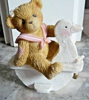 Cherished Teddies Welcome To The World - Girl 2003 ILC1/524