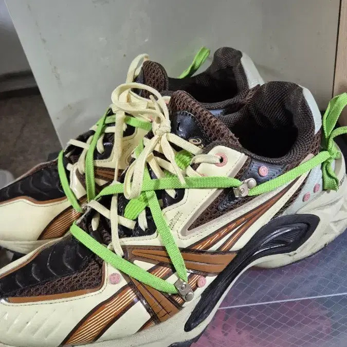 x HN2 S 280 Official thumbnail 7