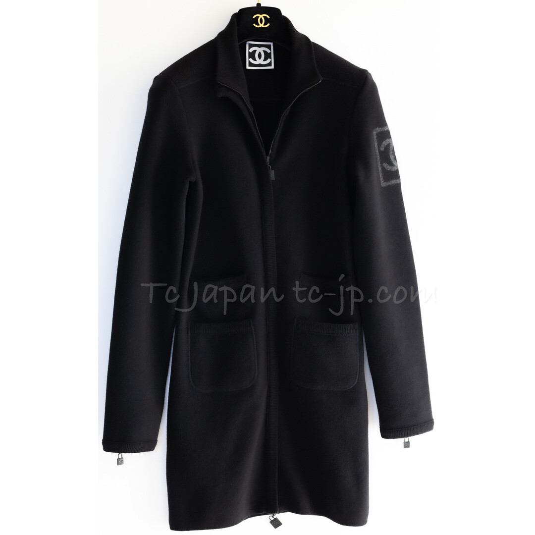 Chanel Black Wool 100 Large Cc Logo Zipper Knit Coat Chanel Black Wool 100 Large Cc Logo Zipper Knit Coat
