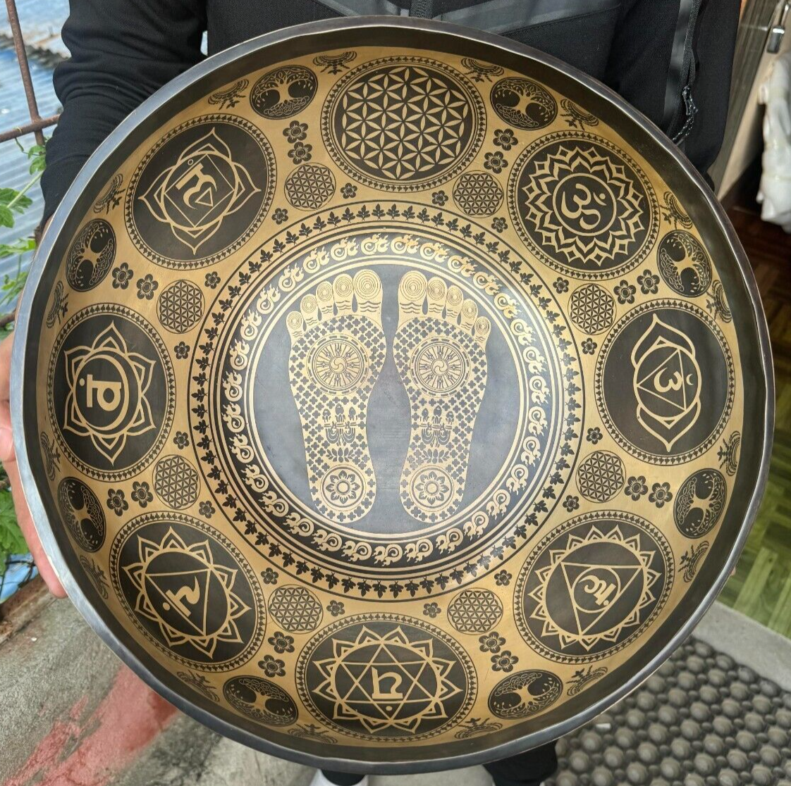 16 inches Large Feet Carving Singing Bowl-Deep Sound Vibration Bowl-Healing Bowl