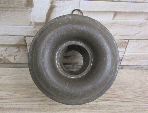 Vintage Small 5 1/2" Round Tin Tinware Jell-O Pudding Gelatin Ring Mold